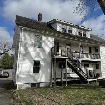 Image 5 - 6;8 Hebron Avenue, Attleboro, MA 02703, USA - Townhouse for sale