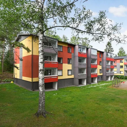 Rent this 3 bed apartment on Palokärjenkuja in 05860 Hyvinkää, Finland