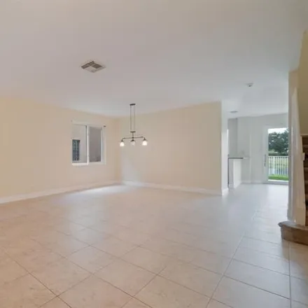 Image 4 - 747 Gazetta Way, Palm Beach County, FL 33413, USA - House for sale