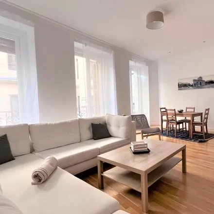 Rent this 3 bed apartment on Museo Chicote in Gran Vía, 12