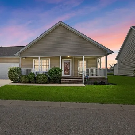 Buy this 3 bed house on 2255 Cherrybark Court in Shelbyville, IN 46176