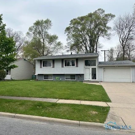Buy this 4 bed house on 6578 Charlesgate Road in Sylvania, OH 43560