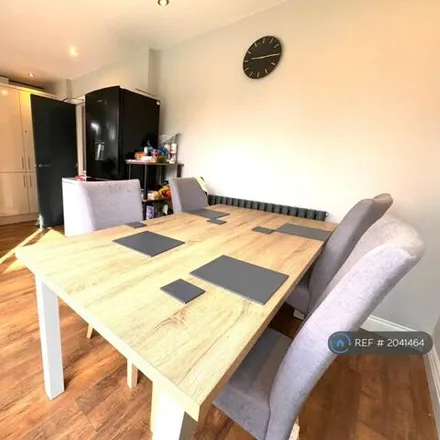 Image 2 - 18 Charnwood Avenue, Sawley, NG10 3HB, United Kingdom - House for rent