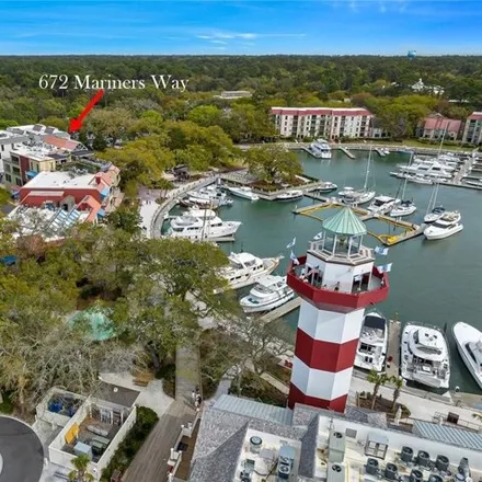 Image 2 - Lighthouse Road, Harbour Town, Hilton Head Island, SC 29938, USA - Condo for sale