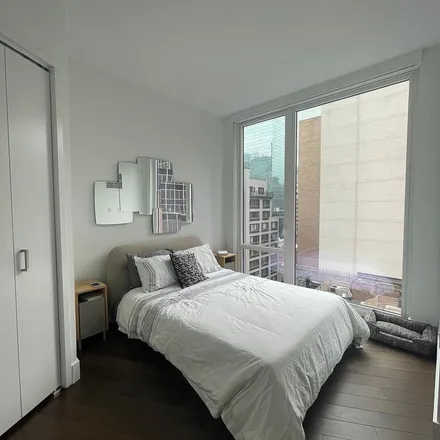 Image 2 - EVEN Hotel Midtown East, 219 East 44th Street, New York, NY 10017, USA - Apartment for rent