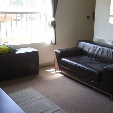 Image 5 - 12 Providence Avenue, Leeds, LS6 2HN, United Kingdom - House for rent