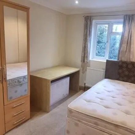 Rent this studio house on Robinson Road in London, SW17 9DS