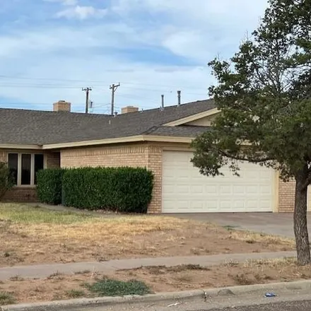 Rent this 3 bed duplex on 915 80th Street in Lubbock, TX 79423