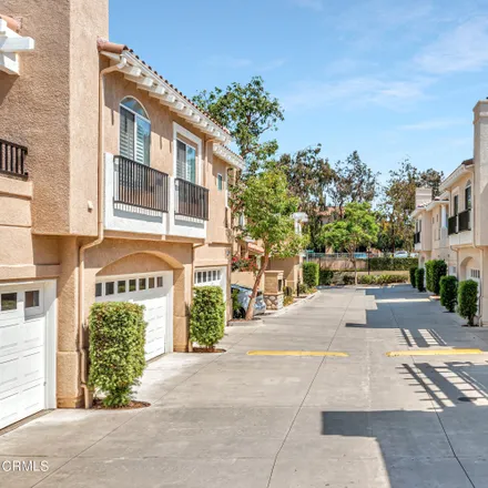 Image 4 - 11755 Villageview Court, Moorpark, CA 93021, USA - Townhouse for sale