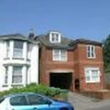 Rent this studio apartment on 143 Osborne Road North in Portswood Park, Southampton