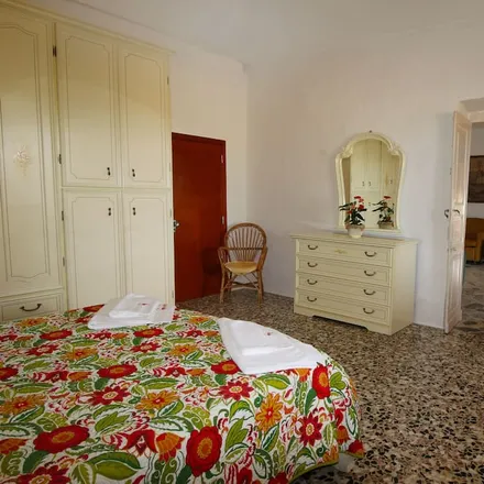 Image 4 - Alliste, Lecce, Italy - House for rent