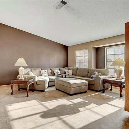 Image 8 - 3040 North Torrey Pines Drive, Las Vegas, NV 89108, USA - House for sale