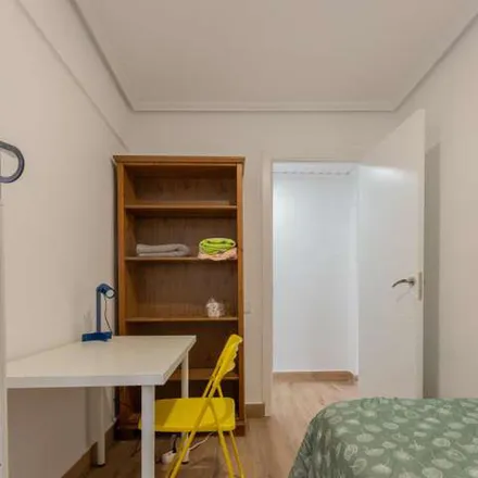 Image 9 - Carrer del Riu Tajo, 28, 46011 Valencia, Spain - Apartment for rent
