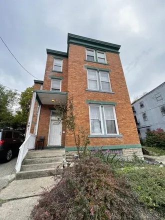 Buy this studio house on 645 Martin Luther King Drive West in Cincinnati, OH 45220