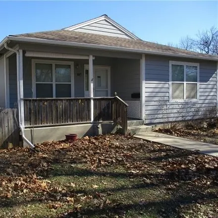 Buy this 2 bed house on 917 South Willow Street in Ottawa, KS 66067