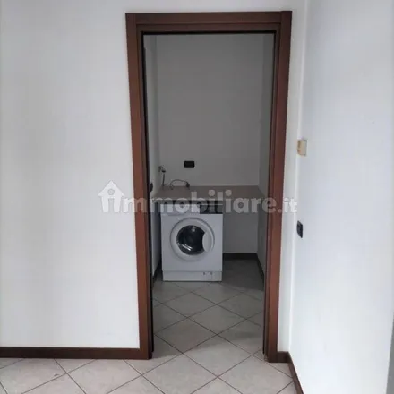 Image 9 - Viale Pavia 40, 26900 Lodi LO, Italy - Apartment for rent