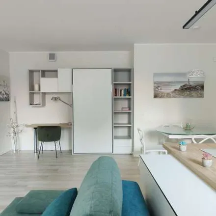 Image 6 - Via Giacinto Bruzzesi 38, 20146 Milan MI, Italy - Apartment for rent