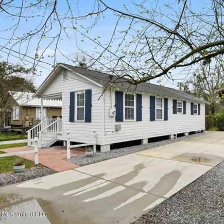 Image 4 - 530 State Street, Bay Saint Louis, MS 39520, USA - House for sale