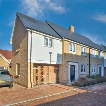 Buy this 3 bed duplex on Spinney Grove in Rowhedge, CO5 7FA