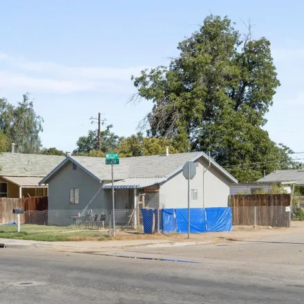 Buy this studio house on 300 Decatur Street in Seguro, Kern County