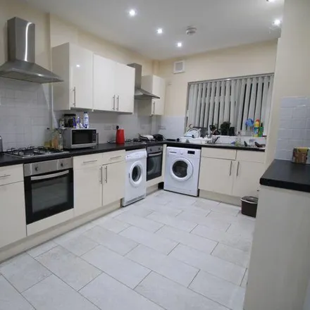 Image 3 - 66 Colum Road, Cardiff, CF10 3EE, United Kingdom - Townhouse for rent