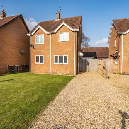 Buy this 2 bed house on Crossgate Farm in Crosslands, Donington