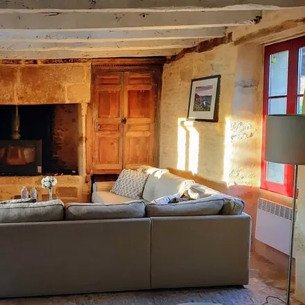 Rent this 4 bed house on 24200 Sarlat-la-Canéda