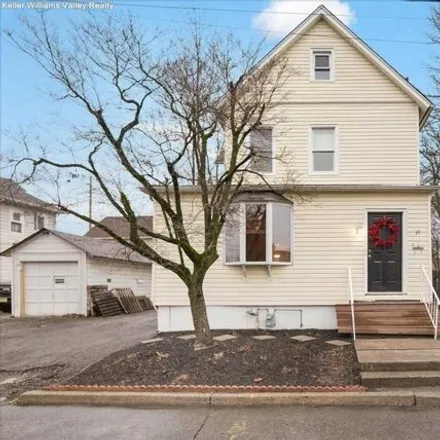 Buy this 3 bed house on 16 Dyer Avenue in Emerson, Bergen County