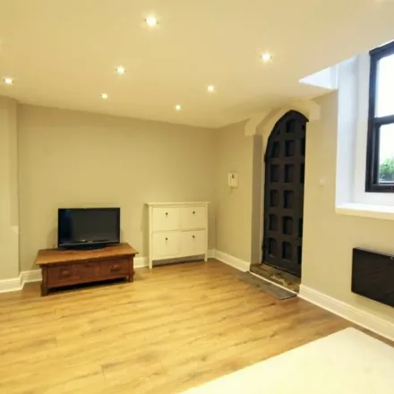 Image 3 - unnamed road, London, W13 8HX, United Kingdom - Apartment for rent