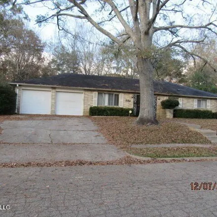 Buy this 3 bed house on 580 Heatherwood Drive in Jackson, MS 39212
