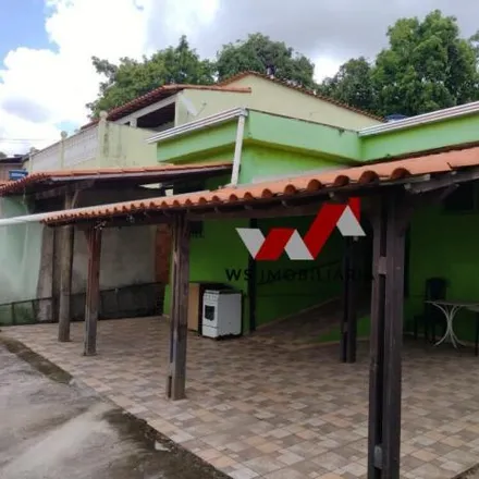 Buy this 4 bed house on Rua Maria Ferreira Mendes in Jardim dos Comerciários, Belo Horizonte - MG