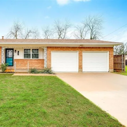 Buy this 2 bed house on 107 Woodard Avenue in Cleburne, TX 76033