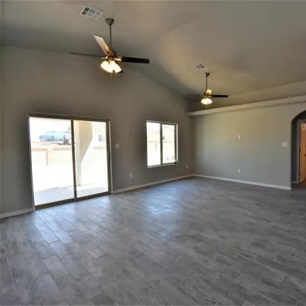 Image 3 - 27239 Red Rock Road, Wellton, AZ 85356, USA - House for sale