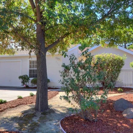 Buy this 3 bed condo on 3112 Oyster Bay Avenue in Davis, CA 95616