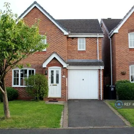 Rent this 3 bed house on Taylor Way in Tividale, B69 1JP