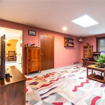 Image 5 - 1746 Long Hill Road, Guilford, CT 06437, USA - Loft for sale