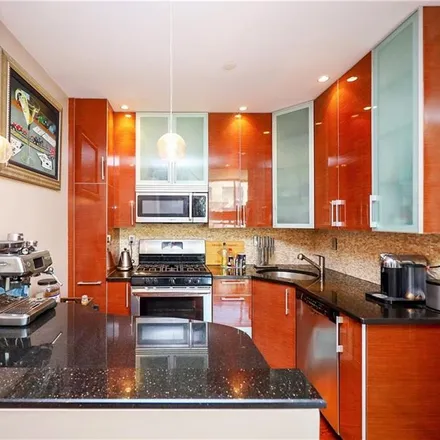 Image 5 - 380 Kings Highway, New York, NY 11223, USA - Condo for sale