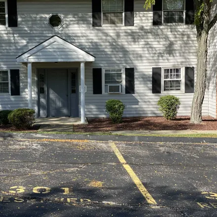 Rent this 1 bed condo on 4 Locust Court in Fishkill, Dutchess County
