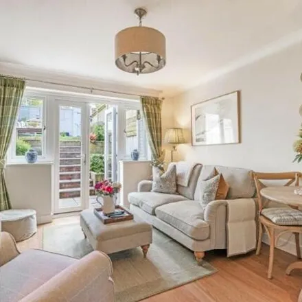 Image 3 - Sandhurst Road, Royal Tunbridge Wells, TN2 3TA, United Kingdom - Townhouse for sale