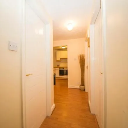 Image 2 - 4 Mill Meadow, Newton-le-Willows, WA12 8BW, United Kingdom - Apartment for rent