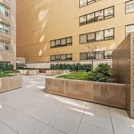 Image 7 - 201 East 79th Street, New York, NY 10075, USA - Apartment for sale