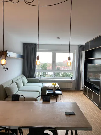 Rent this 2 bed apartment on Oswaltstraße 7 in 60439 Frankfurt, Germany