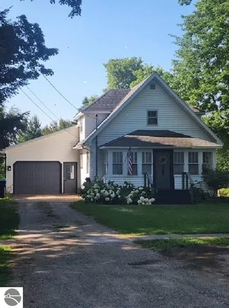 Buy this 3 bed house on 310 East Euclid Street in McBain, Missaukee County