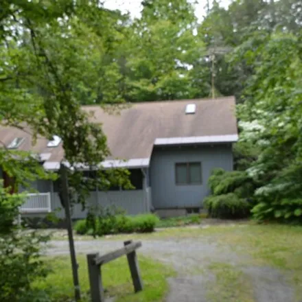 Image 5 - 108 Iroquois Avenue, Indian Lake Association, Becket, MA, USA - House for sale