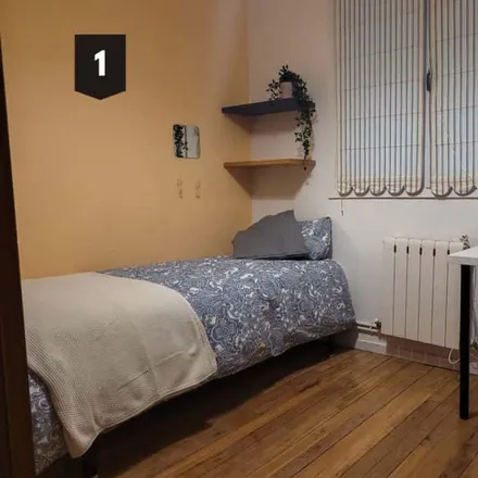 Rent this studio room on Iturribide kalea in 80, 48006 Bilbao