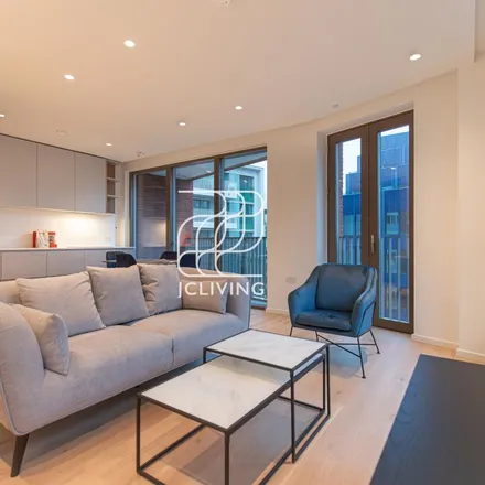 Rent this 2 bed apartment on Cadence in Canal Reach, London