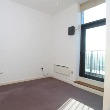 Image 5 - Saint Paul's Tower, 7 St Paul's Square, The Heart of the City, Sheffield, S1 2LJ, United Kingdom - House for sale