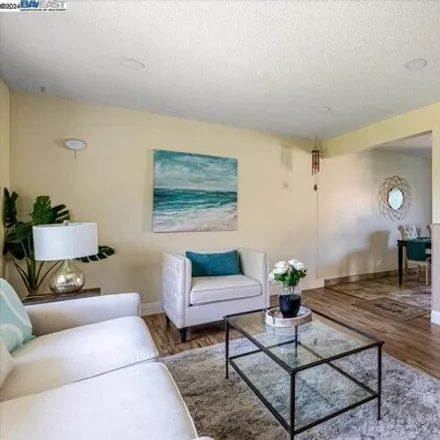 Image 3 - 4481 Caribbean Common, Fremont, CA 94555, USA - Townhouse for sale
