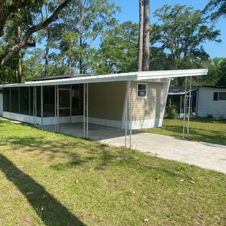 Buy this studio apartment on 4241 Delaney Drive in Powell, Hernando County