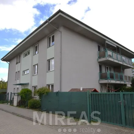 Image 2 - U Cihelny 845/2, 289 22 Lysá nad Labem, Czechia - Apartment for rent